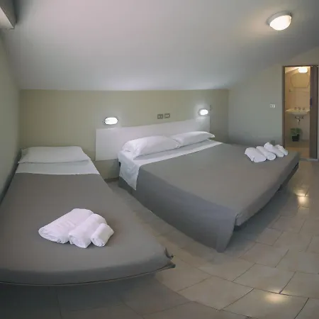 Hotel Urano *